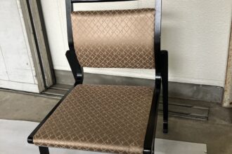 高座椅子